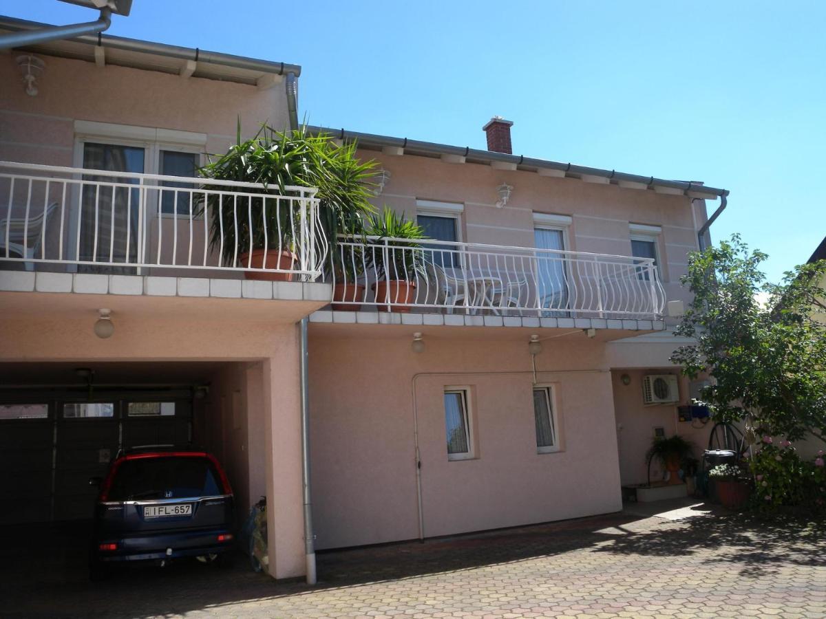 Apartment In Siofok/Balaton 19671 Kültér fotó