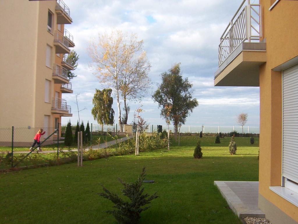 Apartment In Siofok/Balaton 19671 Kültér fotó